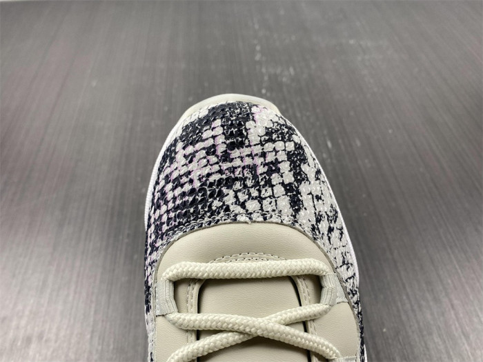 jordan 11 retro low snake light bone cd6847-002