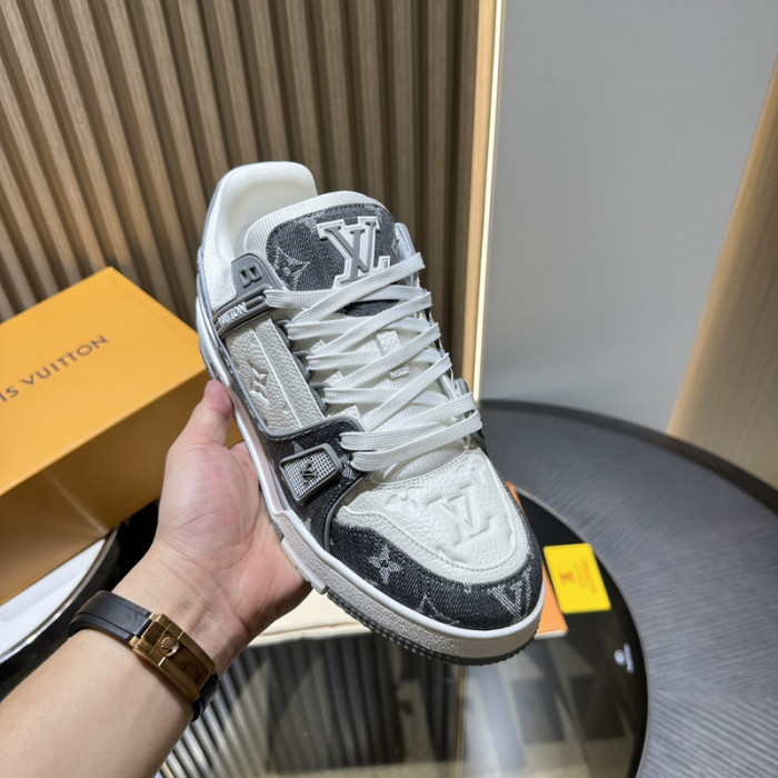 LV Trainer Sneaker