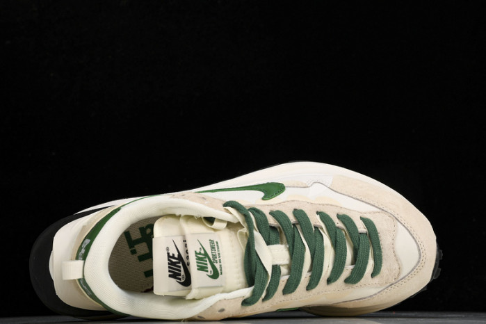 nike vaporwaffle sacai green white dd1875-102