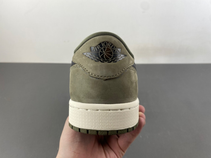 Air Jordan 1 Retro Low OG Medium Olive HQ6998-200