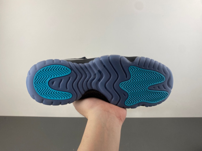 Air Jordan 11 Retro Gamma Blue (2025)
