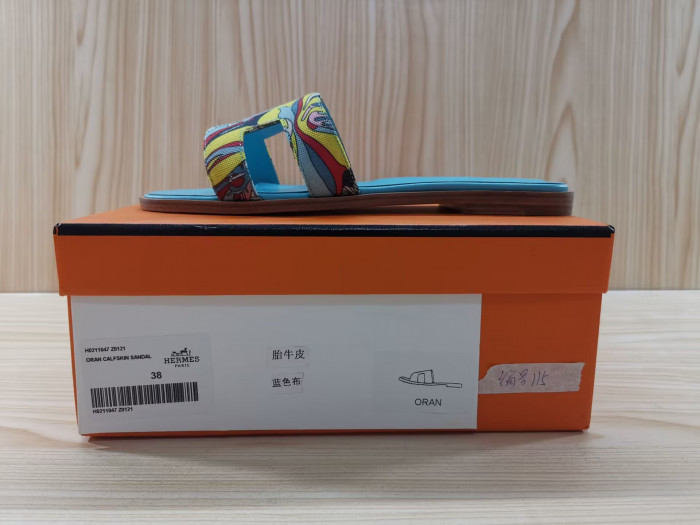 Air Jordan 11 Low “Igloo” AH7860-103