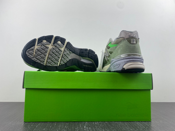 patta keep your family close x new balance 990 v3 m990pp3