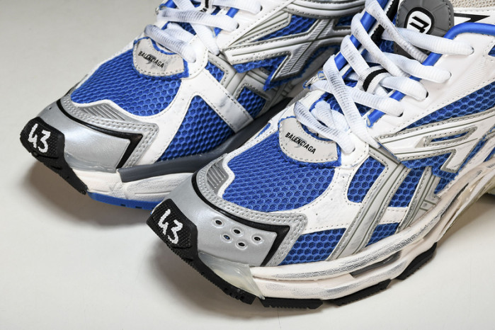 Ba*len*cia*ga runner