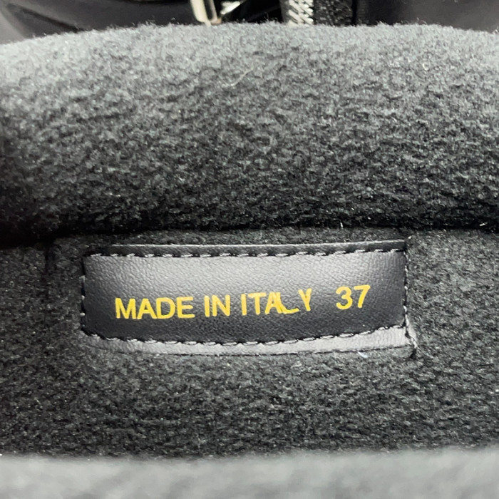 prado boots