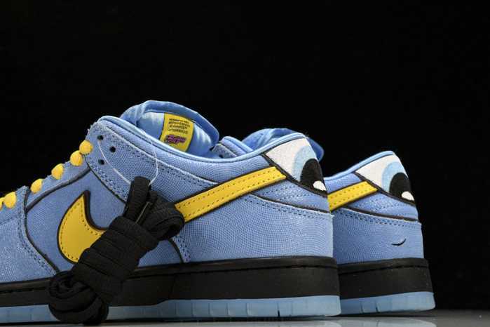 the powerpuff girls x nk sb dunk low fz8319-400