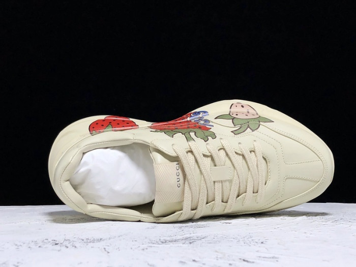 g*u*i trainer sneaker 576963 drw00 9522