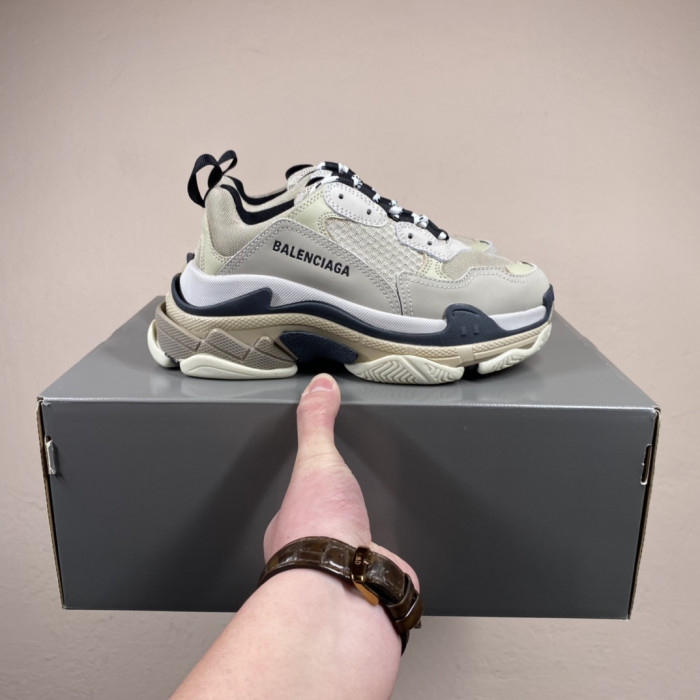 blcg sneaker triple.s.gomma grey black 524039 w03b5 9872
