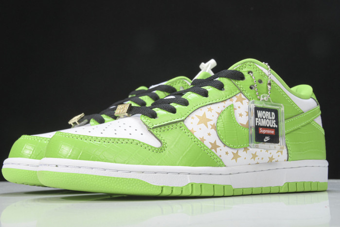 nike sb dunk low S*p*e stars mean green dh3228-101