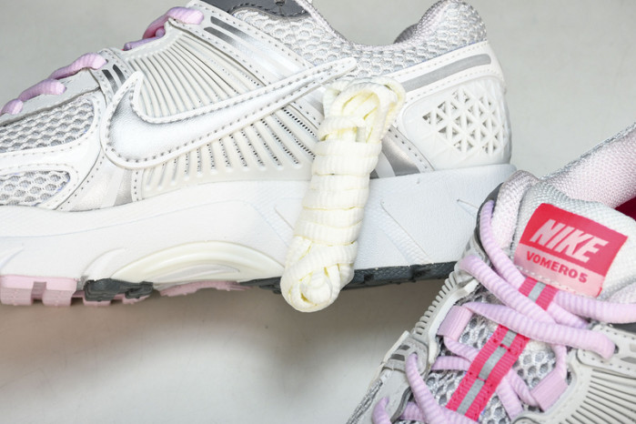 nike zoom vomero 5 520 pack white pink fn3695-001