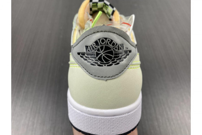 air jordan 1 low og white/ghost green-black dm7837-103