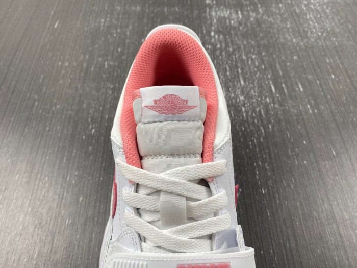 Jordan Legacy 312 Low white pink