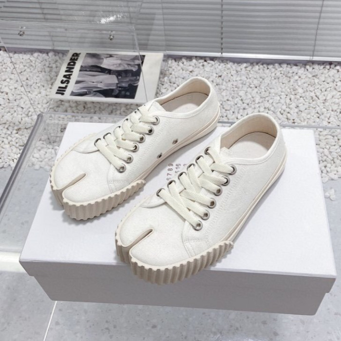 Maison Margiela Tabi Shoes