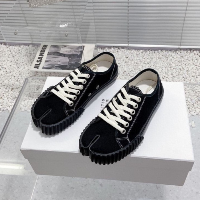 Maison Margiela Tabi Shoes
