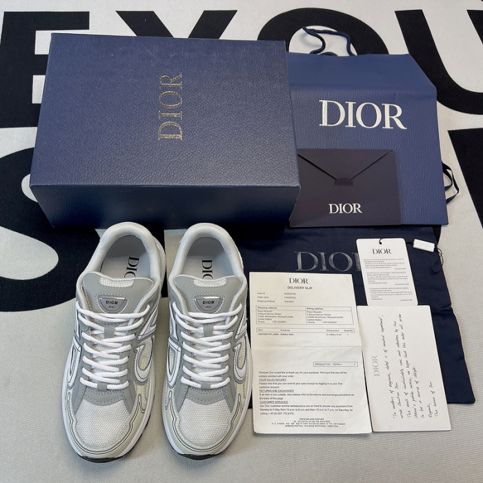 D*or b30 sneaker