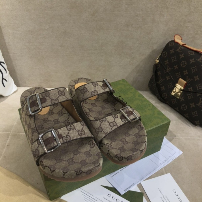 GUCC SANDALS