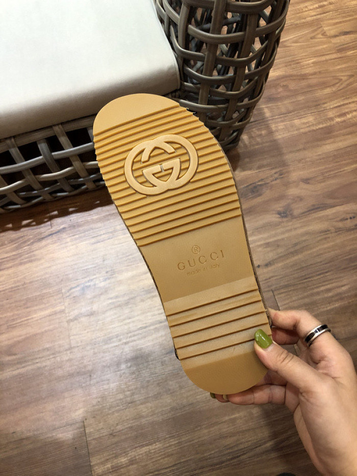 GUCC SANDALS