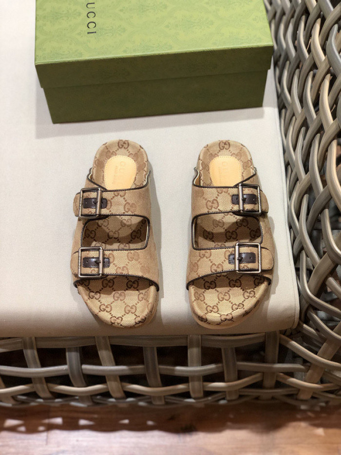 GUCC SANDALS