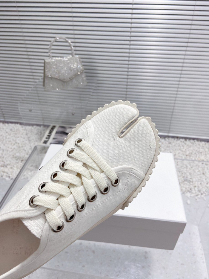 Maison Margiela Tabi Shoes