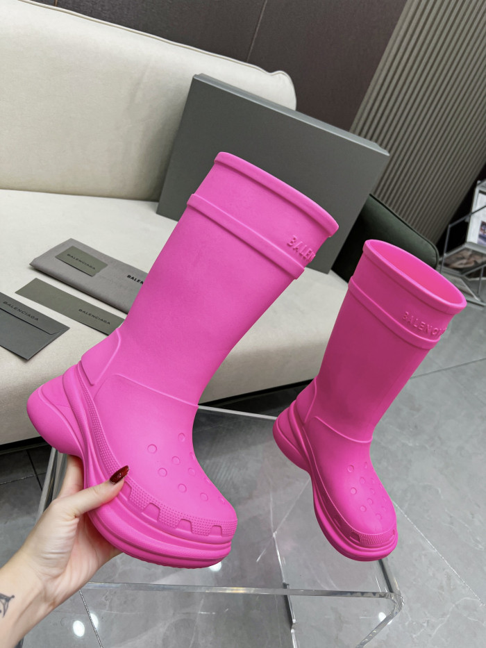 Ba*len*cia*ga x crocs boot pink (w)