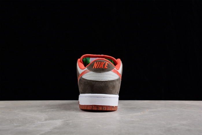 crushed d.c. x nike sb dunk low dh7782 001