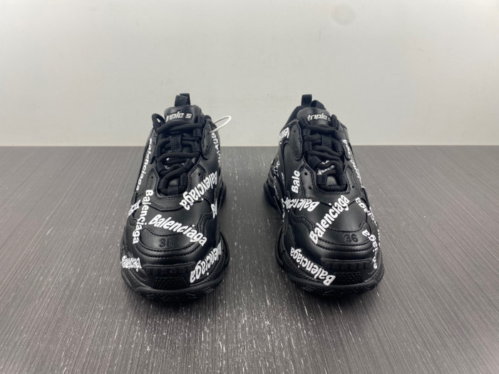 blcg sneaker triple.s.black 536737 w2fab1090