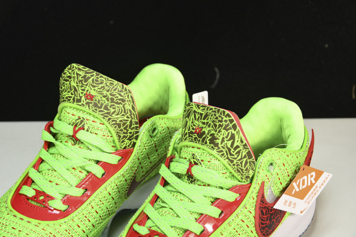 nike lebron 20 stocking stuffer fj4955-300