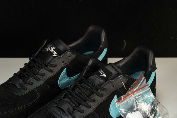 nike air force 1 low T*f*ny & co. 1837 dz1382-001