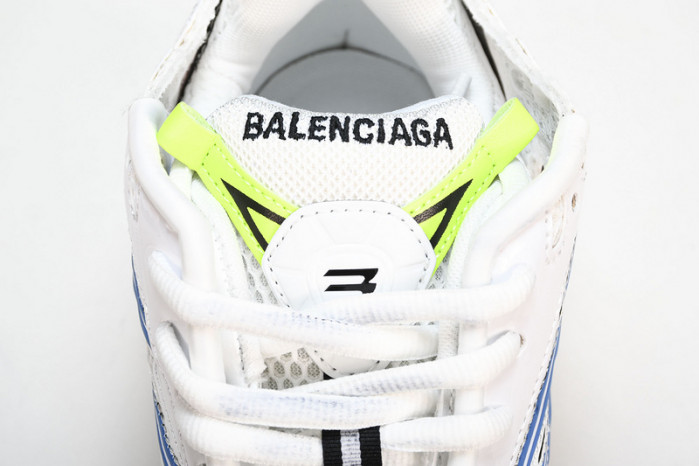 Ba*len*cia*ga runner