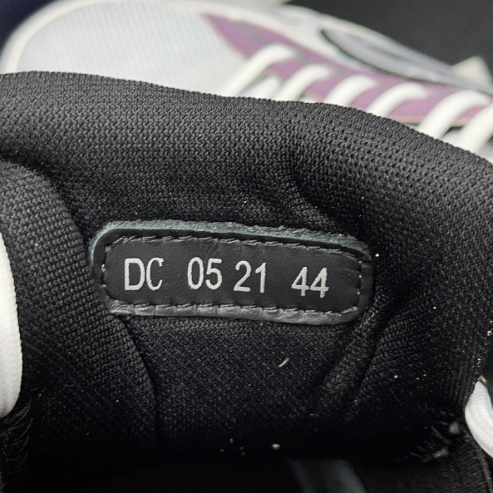 D*or b30 sneaker