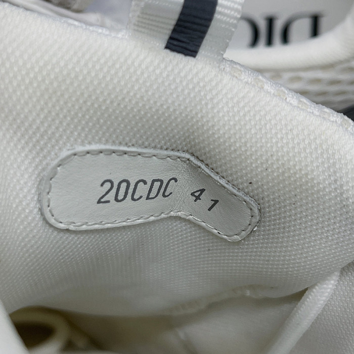 D*or b22 sneakers