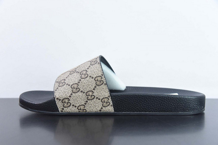 GUCC SANDALS