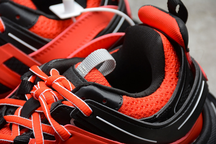 Ba*len*cia*ga track trainer red and black 542023 w1gb8 5201