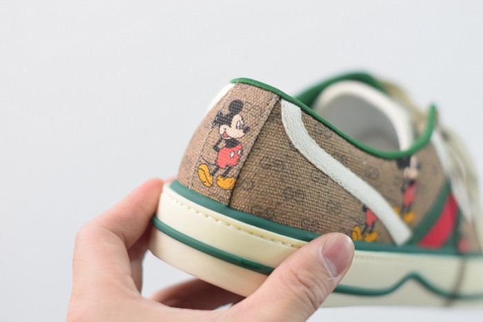 g*u*i tennis 1977 sneaker