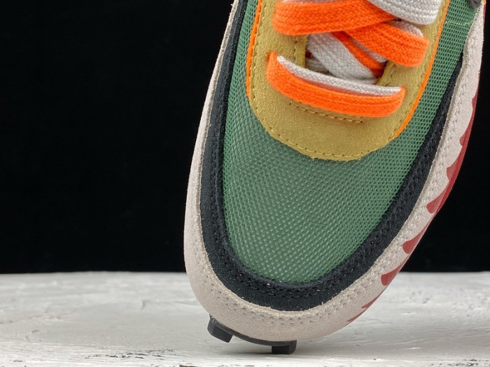 nike ld waffle sacai big shark bv0073-081