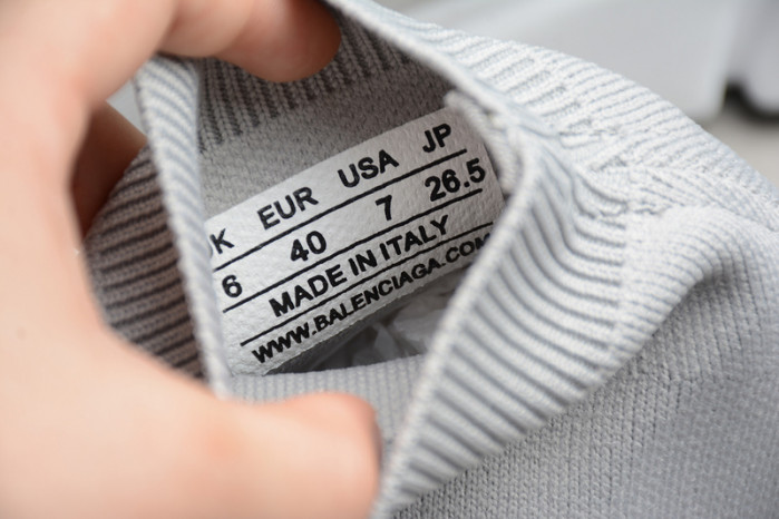 Ba*len*cia*ga speed sneaker