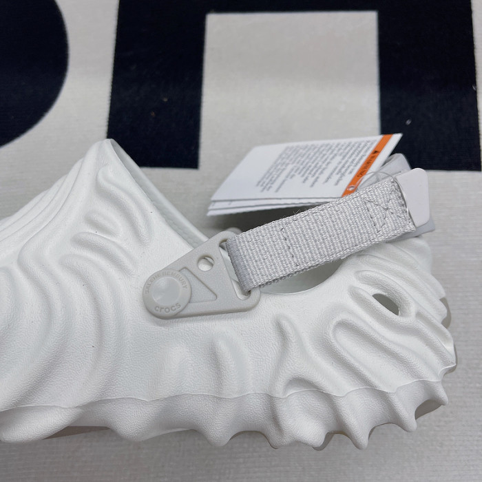 Salehe Bembury x Crocs Pollex Clog "Stratus"