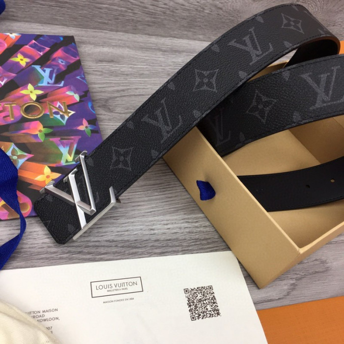 l**is V*t*n belts