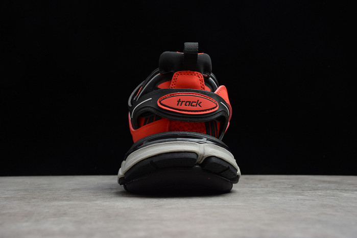 Ba*len*cia*ga track trainer red and black 542023 w1gb8 5201