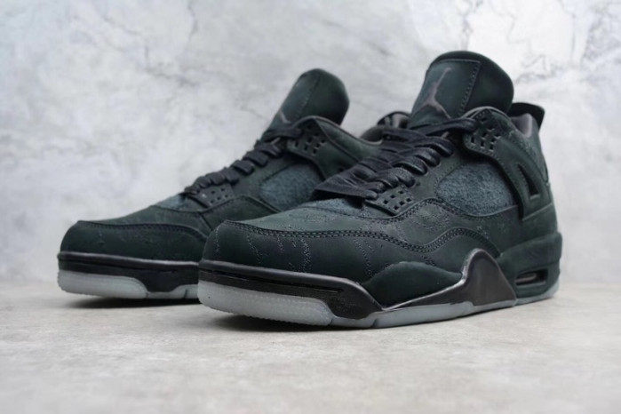 air jordan 4 retro kaws