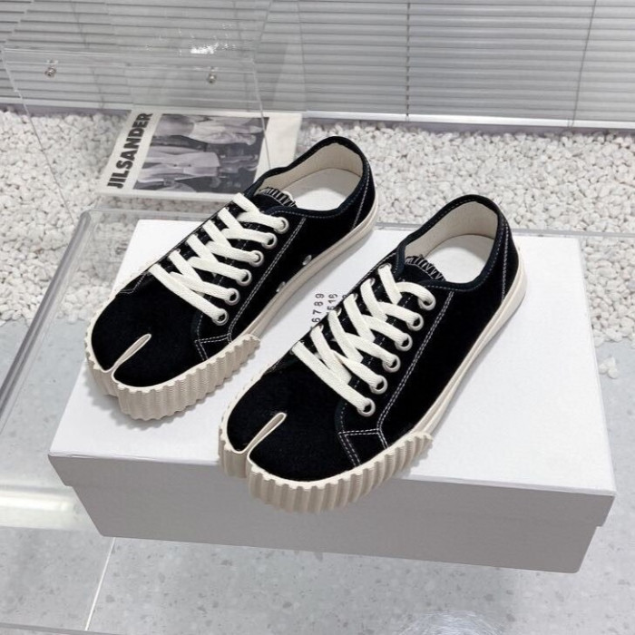 Maison Margiela Tabi Shoes