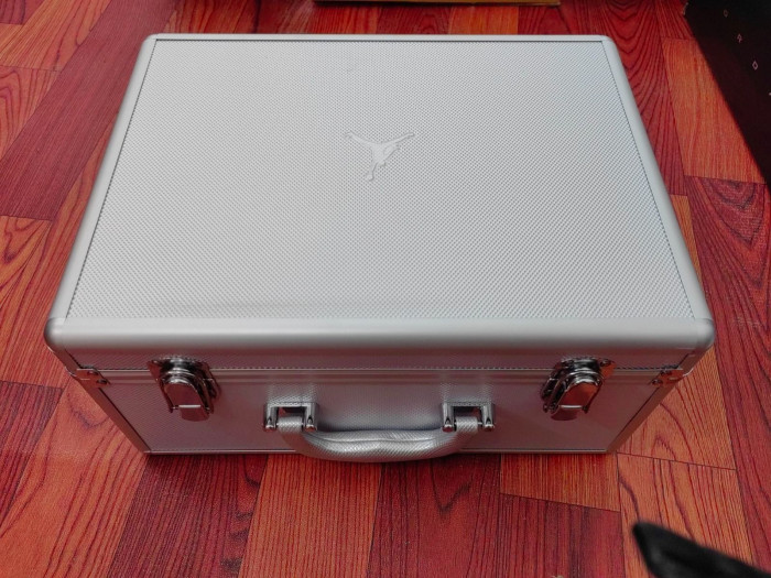 Jordan 17 Black Metallic Silver 303891-004