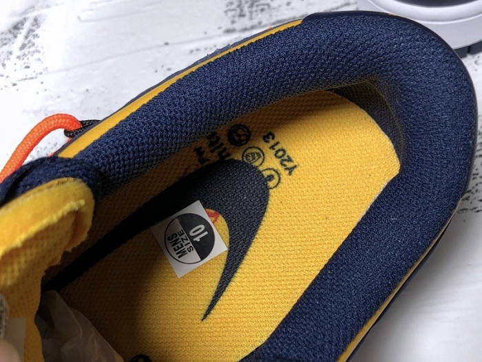 nike dunk low o-w michigan ct0856-700