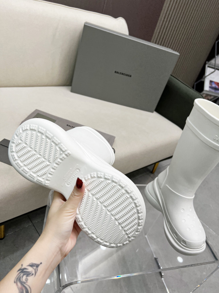Ba*len*cia*ga x crocs boot white (w) 677388w1s8e9000