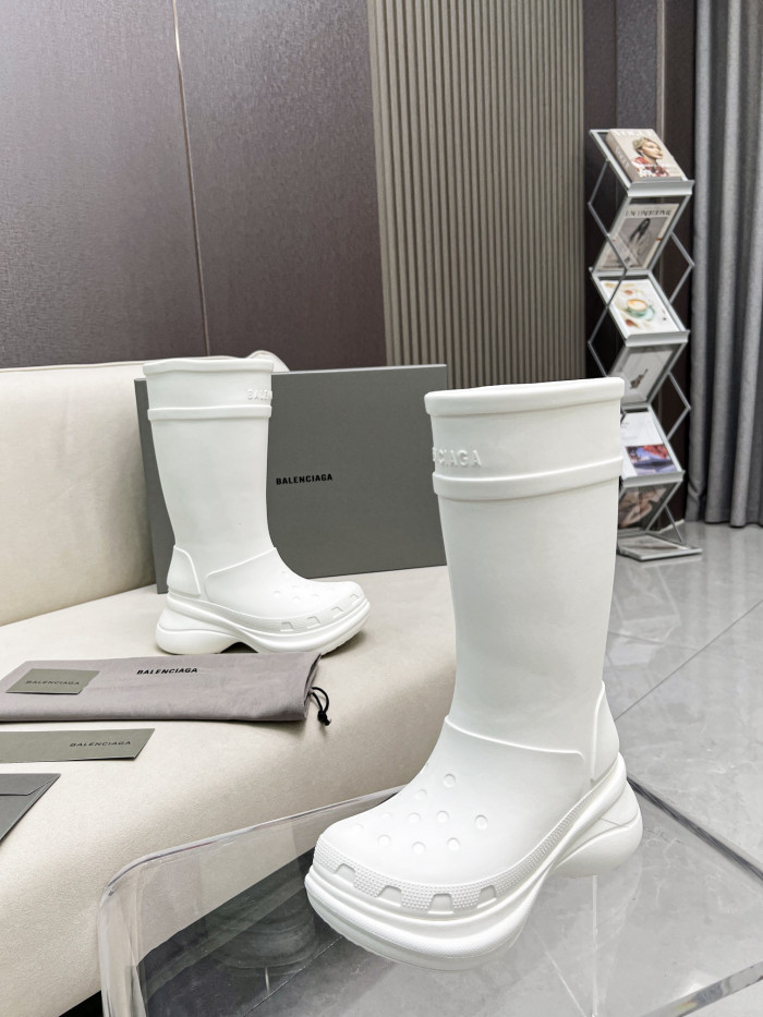 Ba*len*cia*ga x crocs boot white (w) 677388w1s8e9000